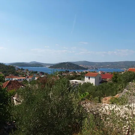Casa de Férias Holiday House With A Swimming Pool Razanj, Rogoznica - 17904 Rogoznica (Sibenik-Knin)