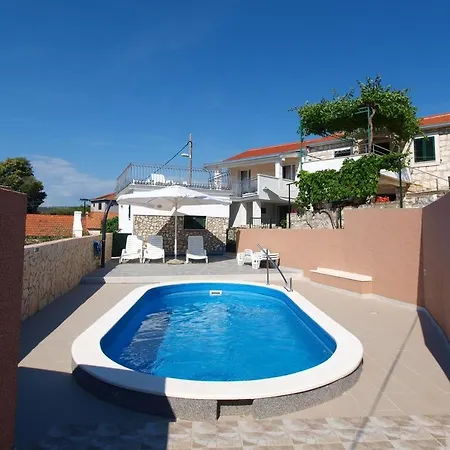 Casa de Férias Holiday House With A Swimming Pool Razanj, Rogoznica - 17904 *