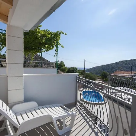Casa de Férias Holiday House With A Swimming Pool Razanj, Rogoznica - 17904 *